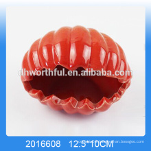 High quality sea shell red ceramic portable ashtray